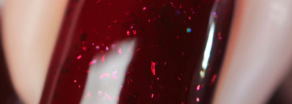 Лак для ногтей Scale Lacquer в оттенке In Vino Veritas