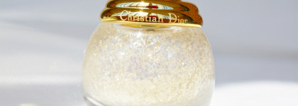Снежные хлопья Diorific Glittery Top Coat # 001 Golden Snow от Christian Dior