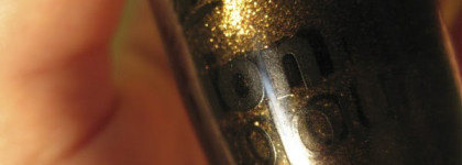 Моя золотая осень с лаками Bell №710 и Essence №67