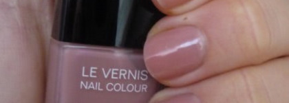 Chanel: мои осенние фавориты Chanel Le Vernis # 521 Rose Cache и # 525 Quartz
