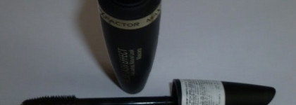 Тушь для ресниц: Clarins, MaxFactor, Givenchy, Loreal, Clinique. Карандаш для глаз: Clarins