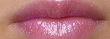 Блеск для губ The twilinght saga eclipse lipgloss от Essence