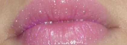 Блеск для губ The twilinght saga eclipse lipgloss от Essence