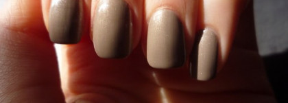 Лак для ногтей "essence you rock"  цвет "01 Cut off the beige"