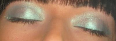 Бирюза от Shiseido Hydro-Powder Eye Shadow H10