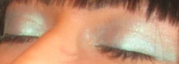 Бирюза от Shiseido Hydro-Powder Eye Shadow H10