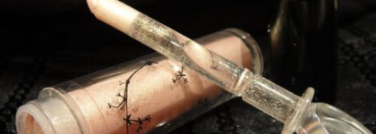 Rouge Bunny Rouge Обзор теней из косметички