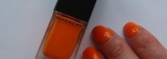 Must-have для лакоманьяков - лак для ногтей Vernis Please! оттенка Acid Orange
