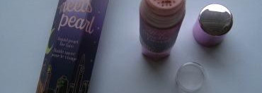 Сверкающий бальзам для тела Bathina и Перламутровый флюид для лица Girl meets pearl от американской марки Benefit