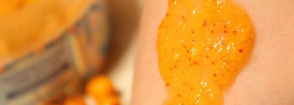 Облепихово-медовый скраб для тела и питательное облепиховое масло для тела Oblepikha Siberica