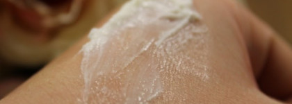 Как я нашла замену дорогому крему. Крем для рук с маслом макадамии от мастерской Олеси Мустаевой