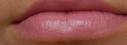 Помада L'oreal Rouge Caresse   101 Tempting Lilac