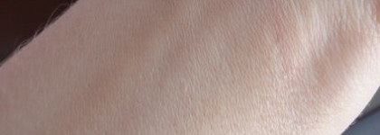 Dior Diorskin Nude Natural Glow Hydrating Makeup SPF 10 – Тональный крем Естественное сияние