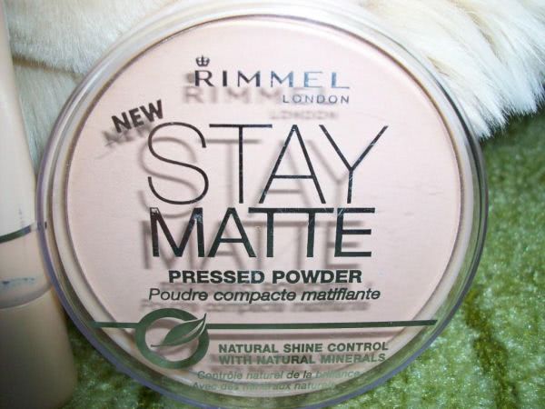 rimmel stay matte для жирной кожи