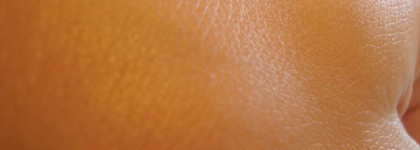 Так что же это такое - Diorskin Nude Glow - Естественный цвет лица? База под макияж, иллюминайзер или автозагар? А может все вместе?