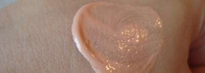 Так что же это такое - Diorskin Nude Glow - Естественный цвет лица? База под макияж, иллюминайзер или автозагар? А может все вместе?