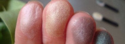 Chanel Les 4 Ombres.  Lilium # 32