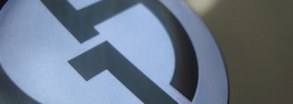 Giorgio Armani. La Femme bleue eye palette