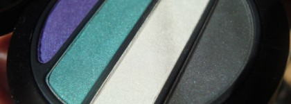 Giorgio Armani. La Femme bleue eye palette