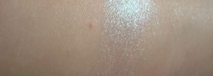 Giorgio Armani. Eyes to Kill Intense Eyeshadow #23 Madre Perla  & Anny # 505 Illuminate