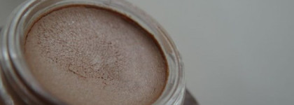 Bobbi Brown. Long-Wear Cream Shadow. Nude Beach. "Miami Collection for Summer 2012"