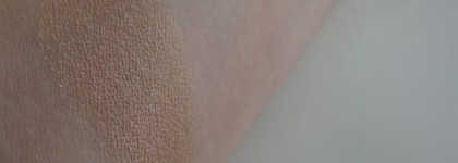 Bobbi Brown. Long-Wear Cream Shadow. Nude Beach. "Miami Collection for Summer 2012"