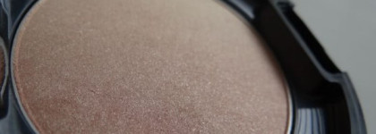 Kanebo Sensai. Designing Duo Bronzing Powder