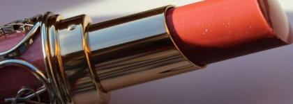 Yves Saint Laurent Rouge Volupté Shine Lipstick #9 Nude in Private