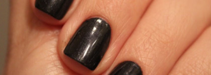 OPI Nail Lacquer Light My Sapphire NL B60