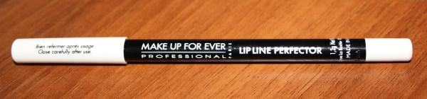 Make up for ever Lip Line Perfector - бесцветный контурный карандаш для губ