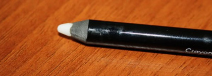 Make up for ever Lip Line Perfector - бесцветный контурный карандаш для губ