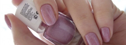 Нескучные будни с малюткой Golden Rose Holographic Color Nail Laquer №118