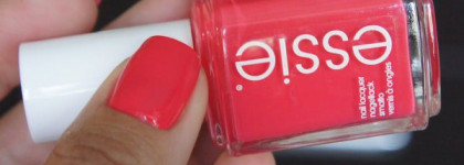 Коралловое лето с Essie Peach daiquiri