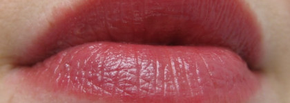 Мои маст-хэвы для губ: Yves Rocher Nourishing Lip Balm Raspberry, Strawberry, Cherry
