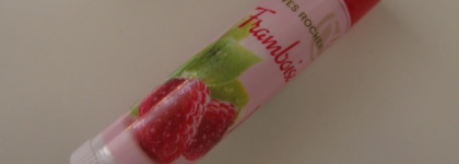 Мои маст-хэвы для губ: Yves Rocher Nourishing Lip Balm Raspberry, Strawberry, Cherry
