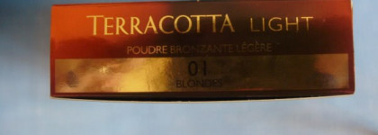 Солнечная мозаика города! Лёгкая пудра-бронзер Guerlain Terracotta Light Sheer Bronzing Powder  "01 Blondes"