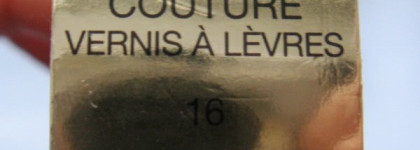 Фуксия all day long. Лак для губ Rouge Pur Couture Glossy Stain #16 "Pourpre Preview" от Yves Saint-Laurent