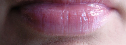 Урвала кусок весны Dior 2013. Блеск для губ Dior Addict Gloss #363 "Dormeuse" и друг его лак Dior Le Vernis #553 "Princess"