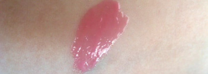 Урвала кусок весны Dior 2013. Блеск для губ Dior Addict Gloss #363 "Dormeuse" и друг его лак Dior Le Vernis #553 "Princess"