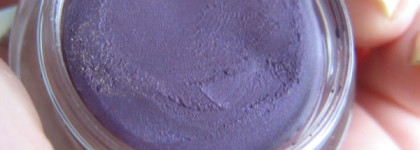 Фиолетовый закат. Кремовые тени для век с мерцающим эффектом "Shimmering Cream Eye Color VI 305 Purple Dawn" от Shiseido