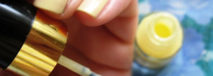 Жёлтый, но не Мимоза... Лак Revlon Nail Enamel #042 "Sunshine Sparkle"