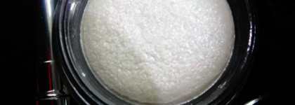 Искрящийся снег. Кремовые тени Dior Diorshow Fusion Mono №001 Lune