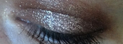 Новолуние - 2014. Chanel Illusion d’Ombre Long Wear Luminous Eyeshadow #97 New Moon