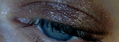 Новолуние - 2014. Chanel Illusion d’Ombre Long Wear Luminous Eyeshadow #97 New Moon