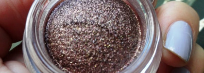 Новолуние - 2014. Chanel Illusion d’Ombre Long Wear Luminous Eyeshadow #97 New Moon