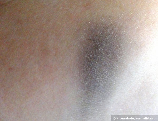 Вспомним старых героев. Lancome Ombre Absolue Radiant Smoothing Eyeshadow Mono G40 Erika F