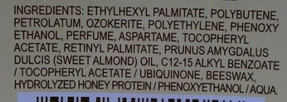 Средства для красоты губ и женская душа