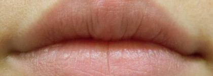 Oriflame Beauty: Triple Core Lipstick Spectacular Nude