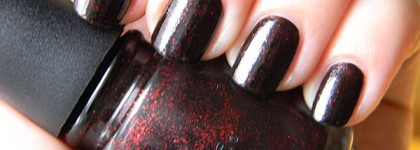China Glaze: Nail Lacquer with Hardeners 601 Lubu Heels