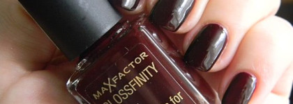 MaxFactor: Лак для ногтей Glossfinity 185 Ruby Fruit